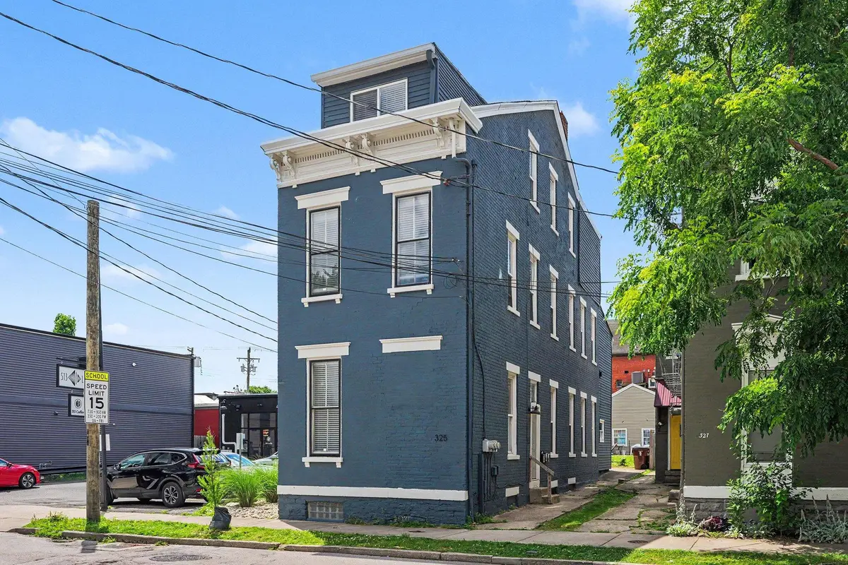 325 W 9th Street, Covington, KY 41011 - #1