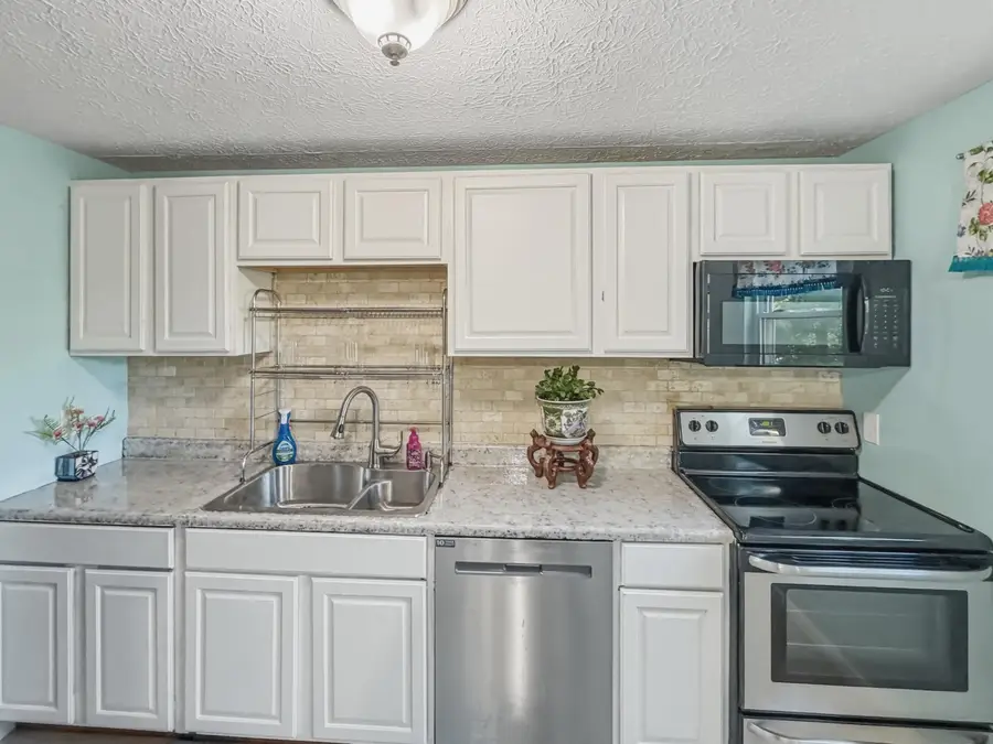 126 Idlewood Drive, Covington, KY 41017 - #2