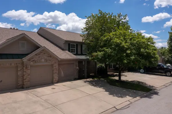 1465 Atlanta Court #202, Florence, KY 41042