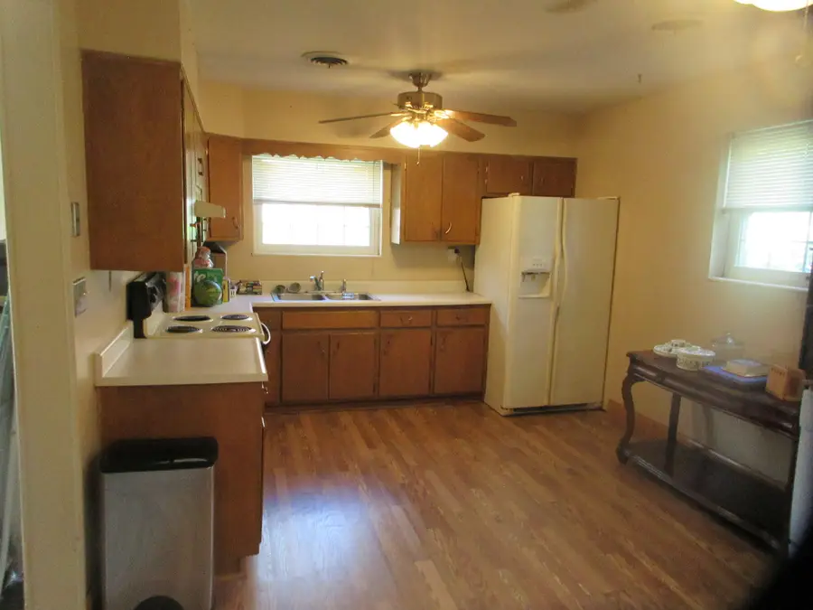 410 Foster Avenue, Florence, KY 41042 - #2