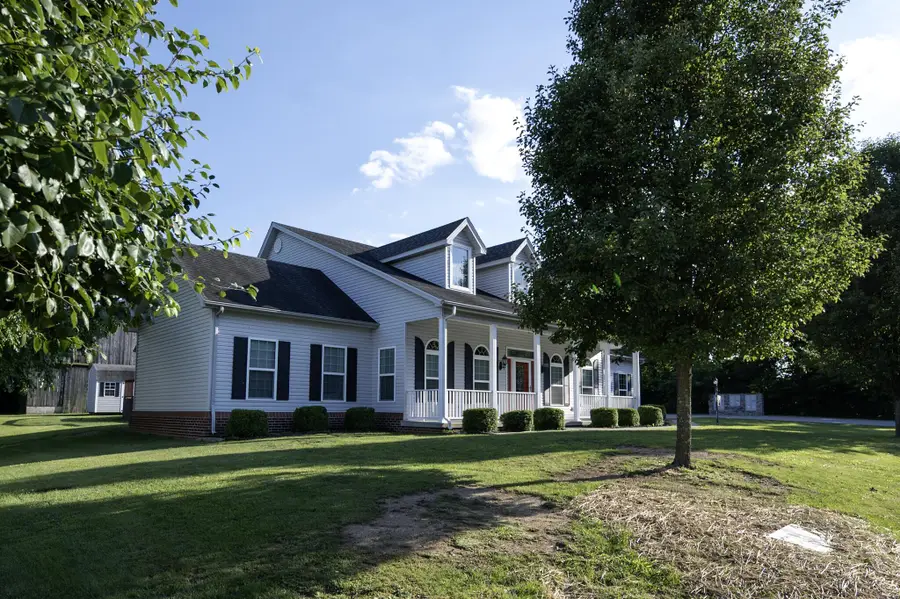 920 Juniper Drive, Maysville, KY 41056 - #2