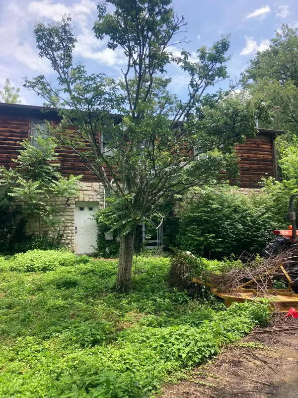 10100 Jefferson Street, California, KY 41007