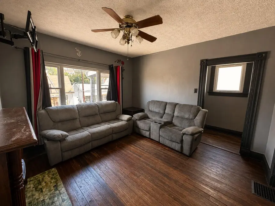 942 Maple Avenue, Dayton, KY 41074 - #2