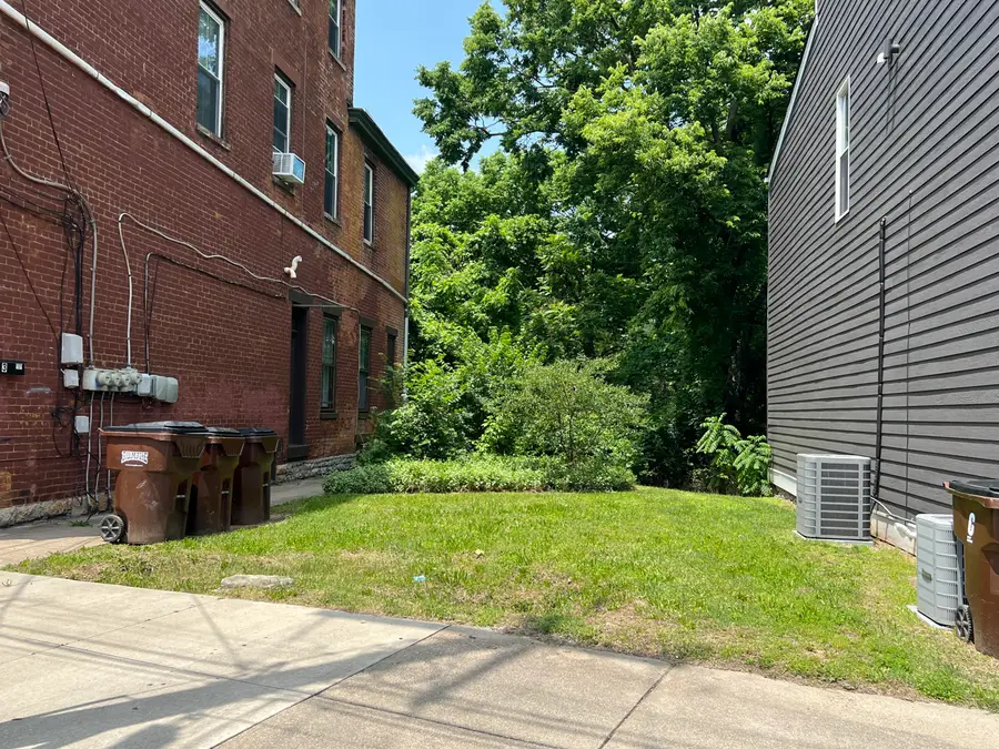 664 W Pike Street, Covington, KY 41011 - #2