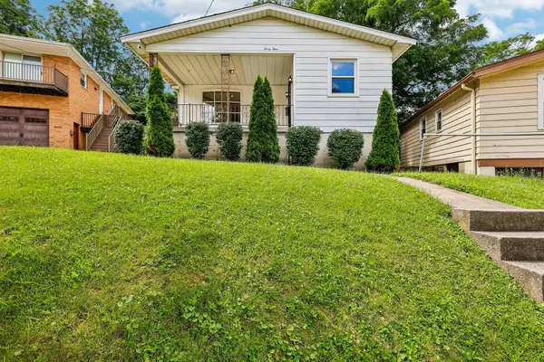 34 W Crescent Avenue, Newport, KY 41071