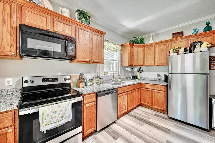 5 Locust Lane, Florence, KY 41042 - #2
