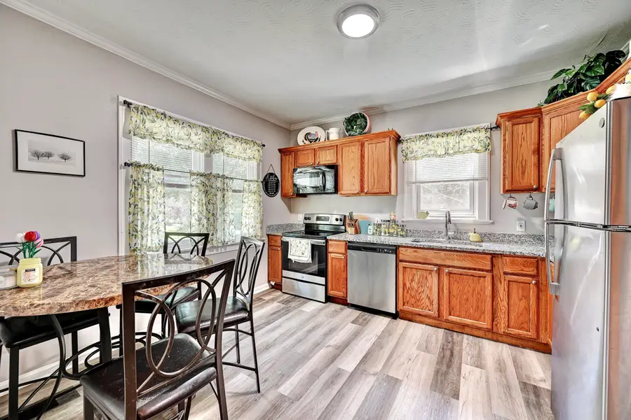 5 Locust Lane, Florence, KY 41042 - #3