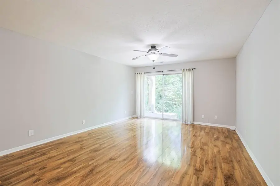 2123 Clareglen Drive #103, Crescent Springs, KY 41017 - #3