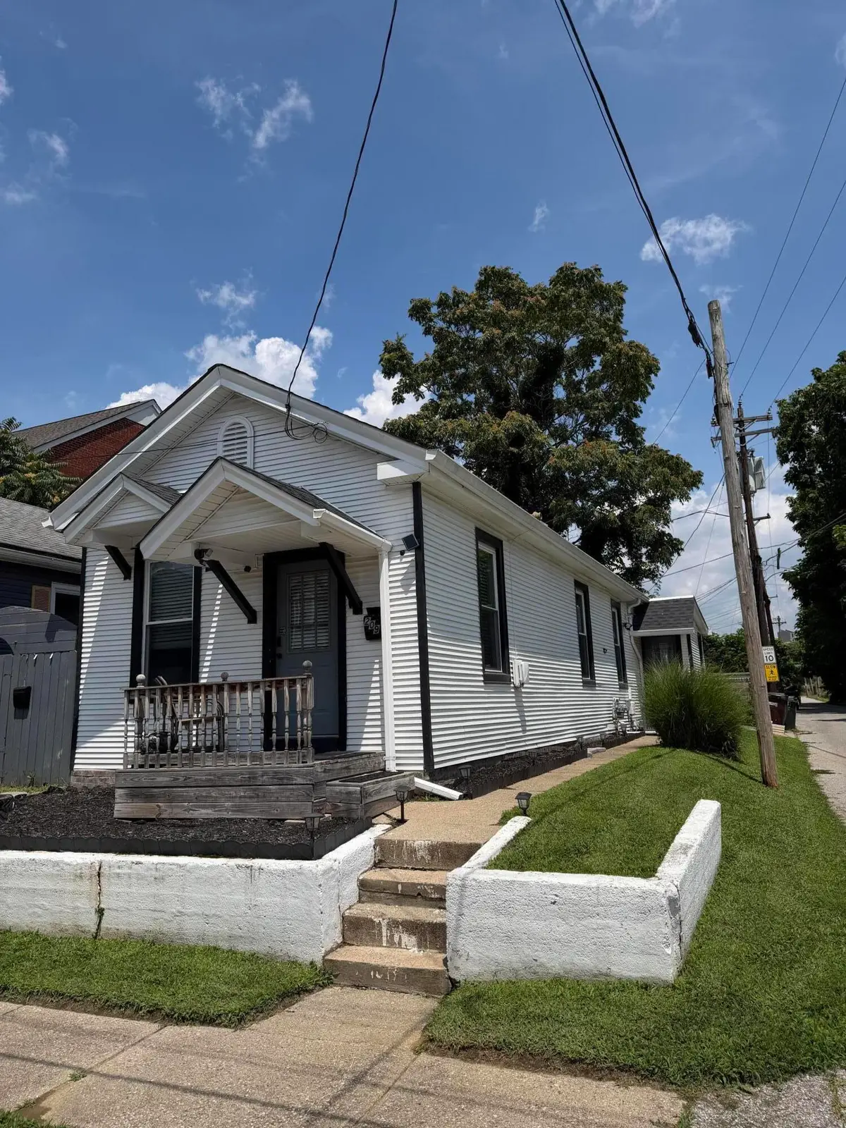 209 Davies Street, Covington, KY 41016 - #1