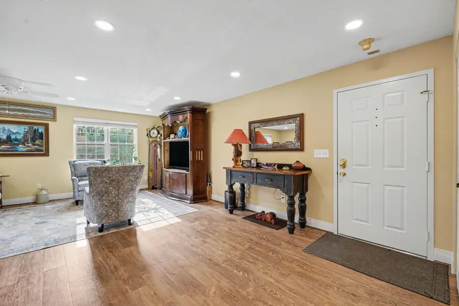 107 Spindle Top Lane, Fort Thomas, KY 41075 - #3