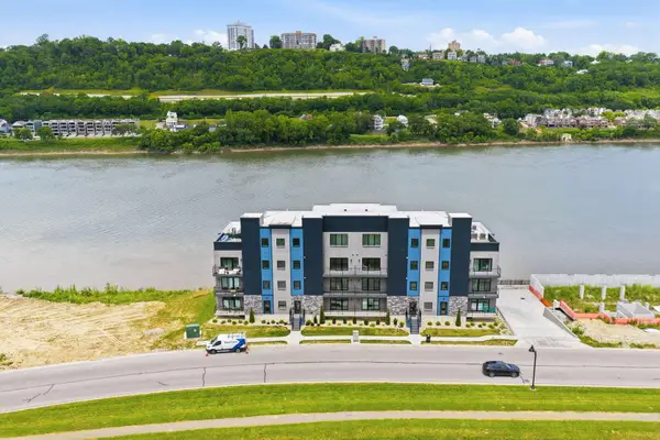 747 Manhattan Boulevard #204, Dayton, KY 41074