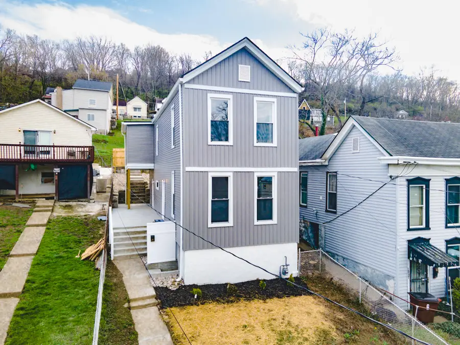 1035 John Street, Covington, KY 41016 - #2