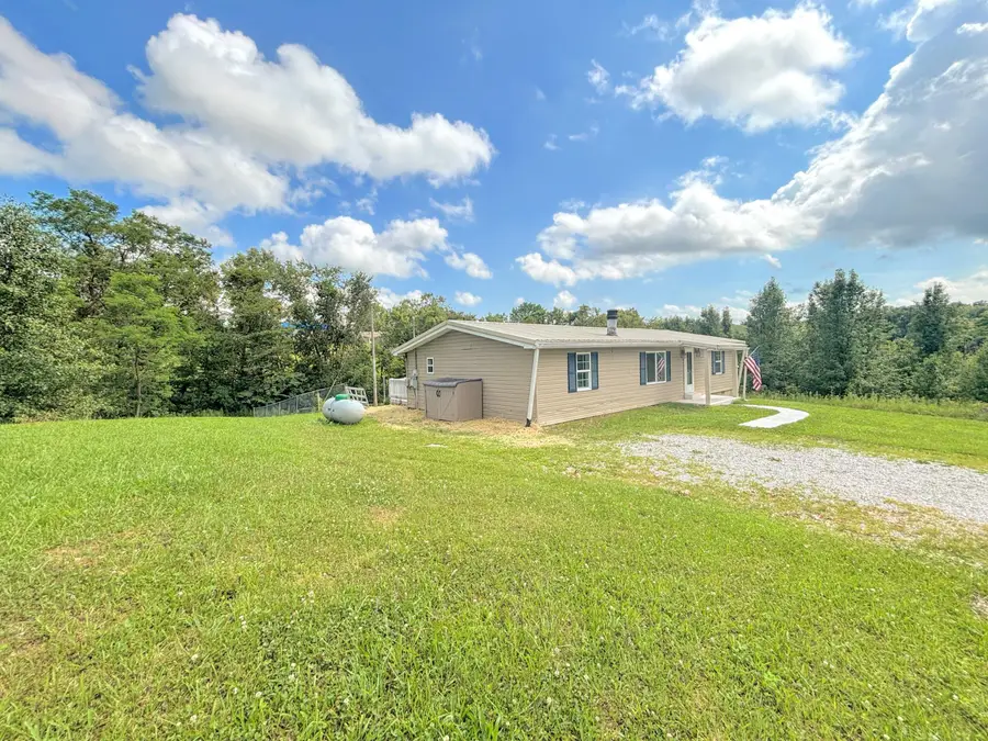 390 Lynn Lane, Falmouth, KY 41040 - #2