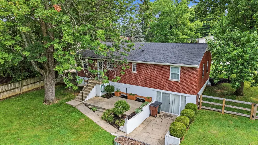24 Burk Avenue, Florence, KY 41042 - #2