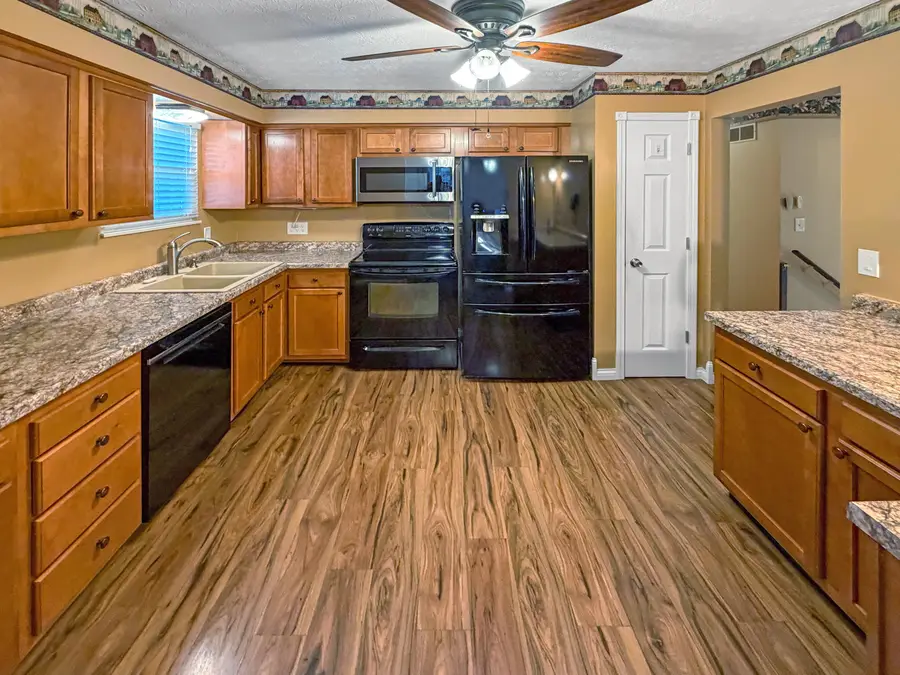303 Gilbert Ridge Road, Alexandria, KY 41001 - #3