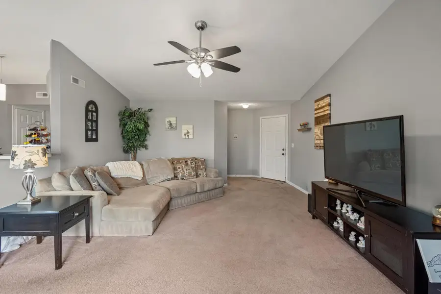 301 Spyglass Court #302, Wilder, KY 41076 - #3