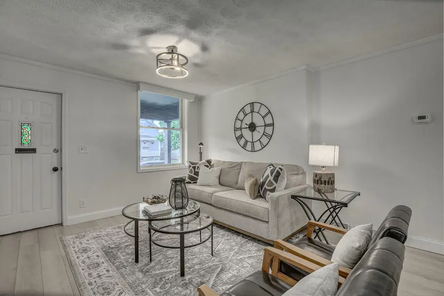 511 W 10th Street, Newport, KY 41071 - #3