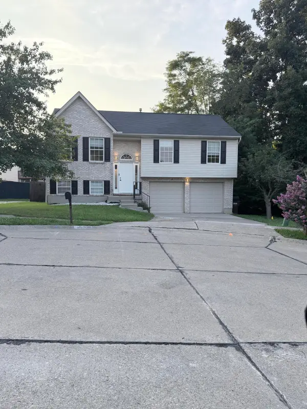 3652 Pondside Court, Elsmere, KY 41018