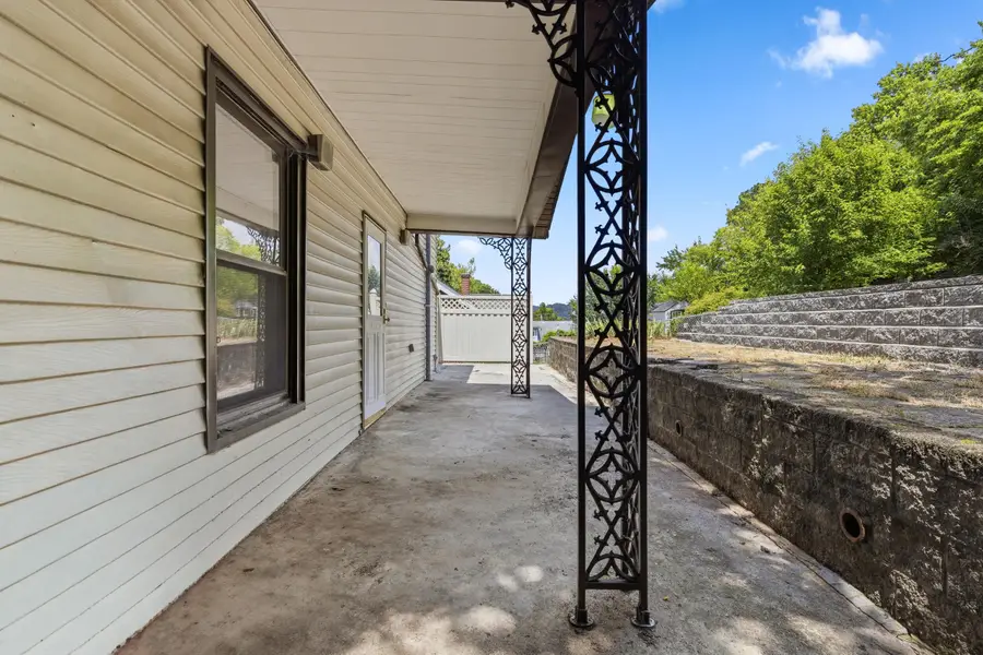 1101 Mckinney Avenue, Dayton, KY 41074 - #3