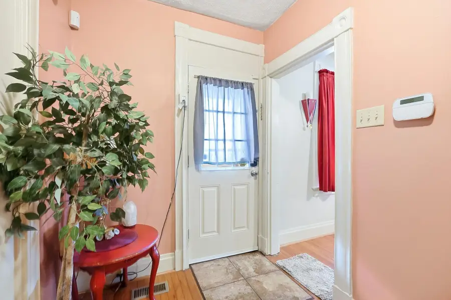 115 E 9th Street, Covington, KY 41011 - #3