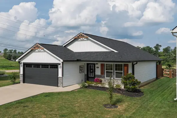 100 Churchill Drive, Williamstown, KY 41097