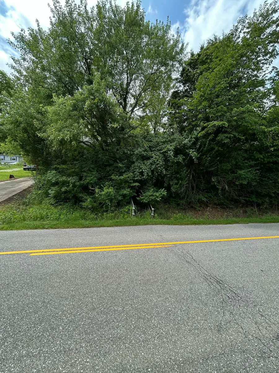 8470 Locust Pike, Latonia, KY 41015 - #2