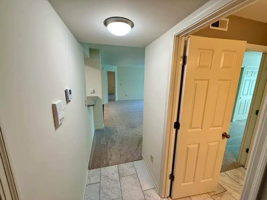 568 Cloverfield Lane #203, Covington, KY 41011 - #2
