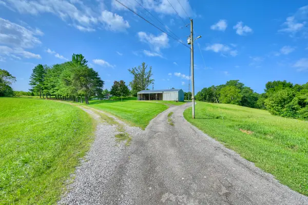 2216 Hwy 2850, Verona, KY 41092