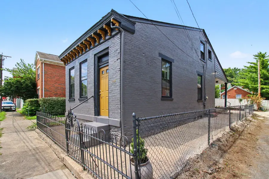 218 Pleasant Street, Covington, KY 41011 - #2