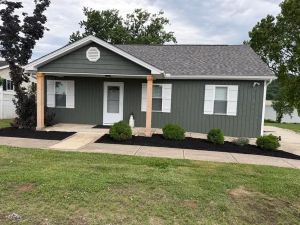 311 E High Street, Warsaw, KY 41095