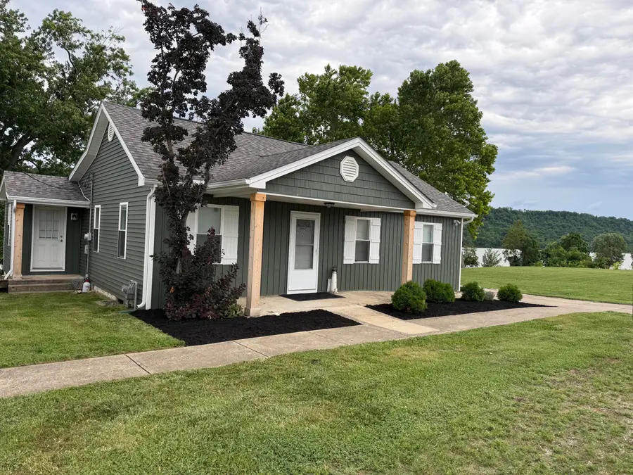311 E High Street, Warsaw, KY 41095 - #2