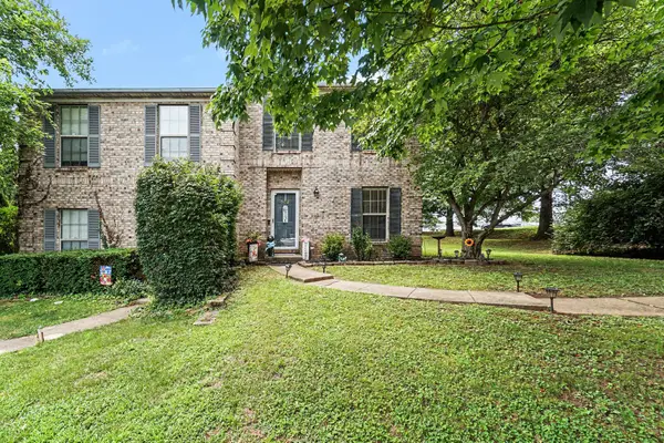 302 Houston Creek Drive, Paris, KY 40361