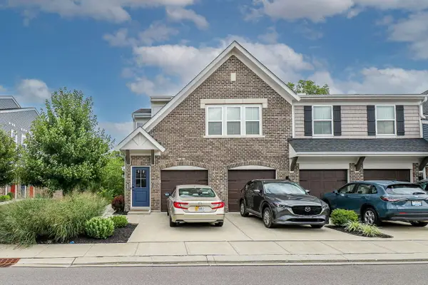 690 Daphne Way, Crescent Springs, KY 41017