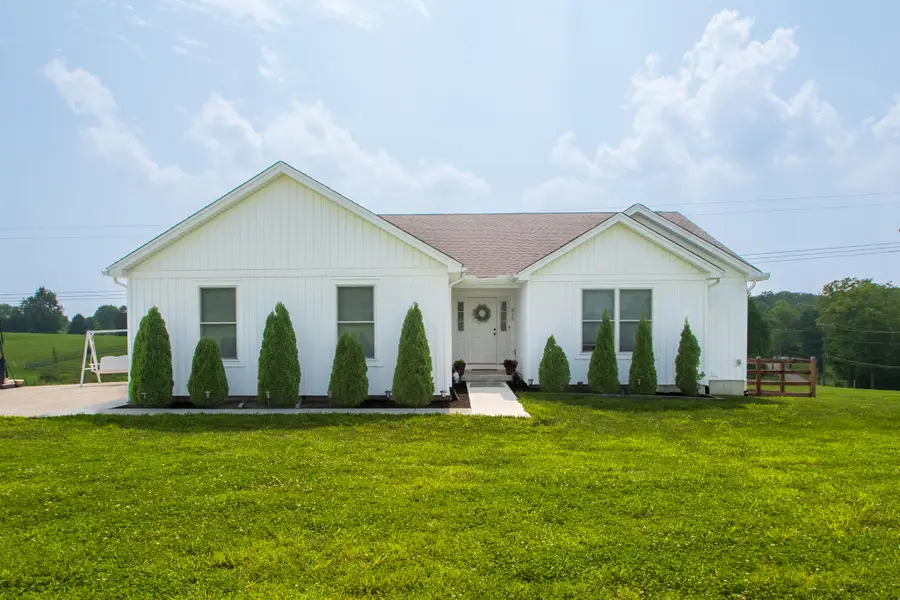915 Eads Road, Crittenden, KY 41030 - #3