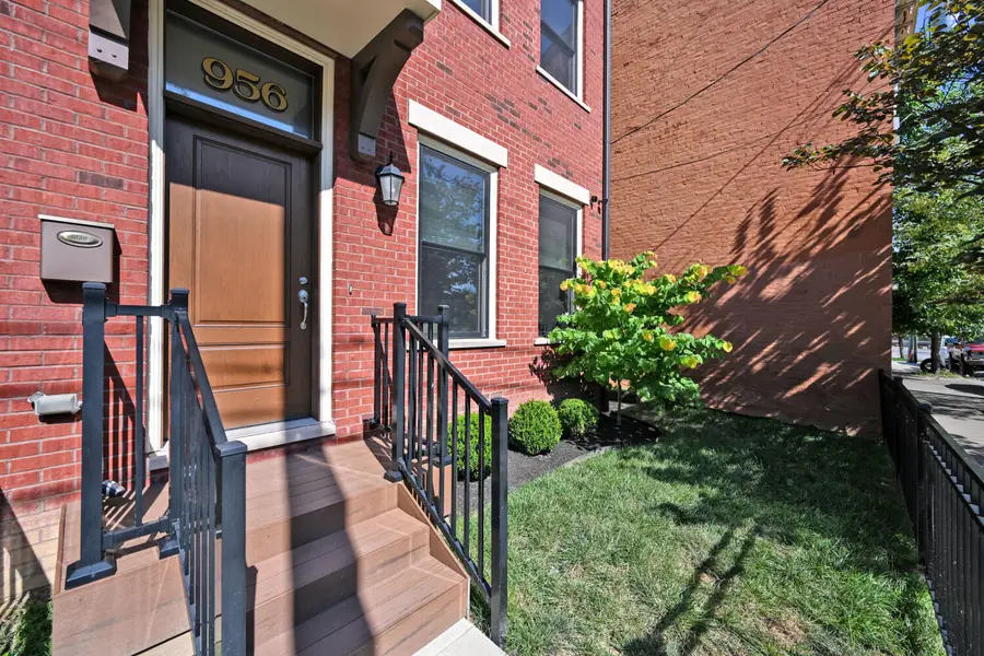 956 Philadelphia Street, Covington, KY 41011 - #2