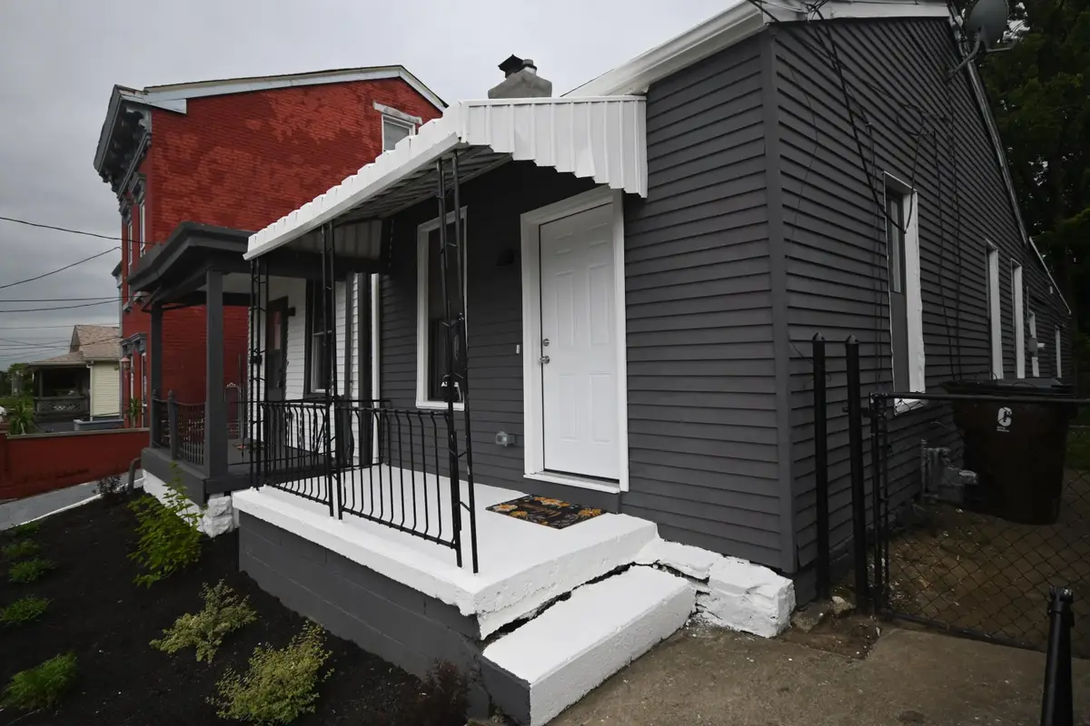 129 W 9th Street, Covington, KY 41011 - #1