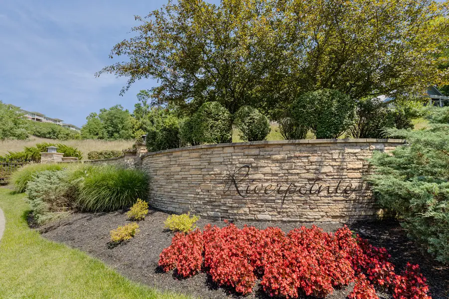 567 Riverpointe Drive #2, Dayton, KY 41074 - #2