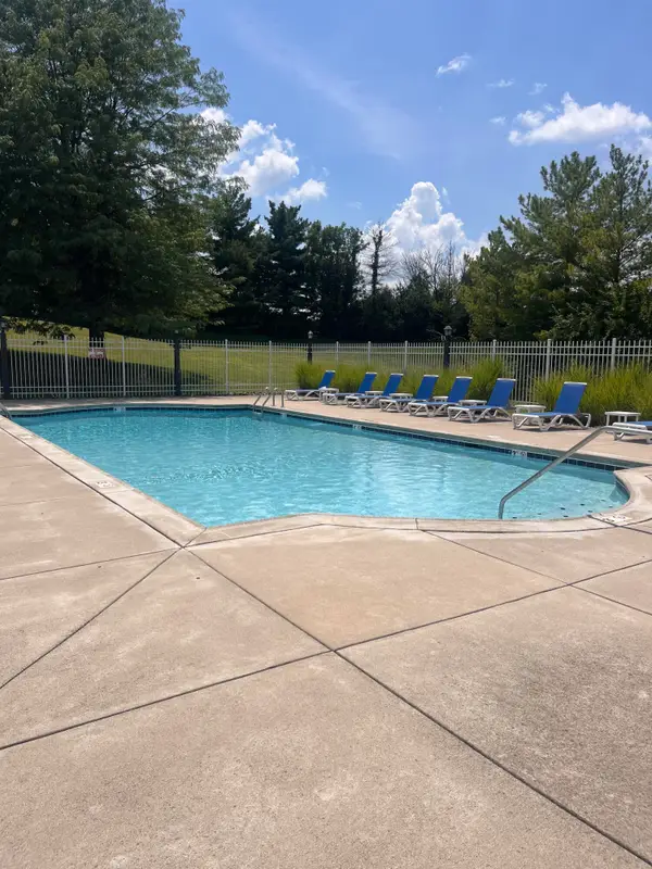 955 Mistflower Lane, Florence, KY 41042