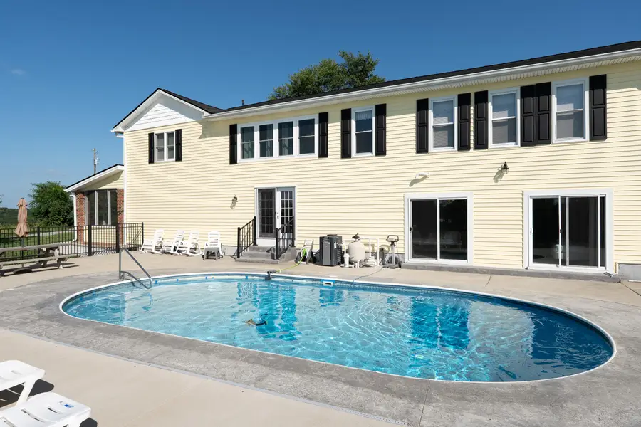 1010 Mason Road, Williamstown, KY 41097 - #2