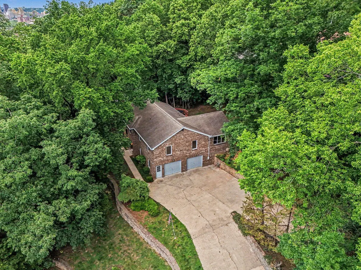 829 Lincoln Road, Bellevue, KY 41073 - #1