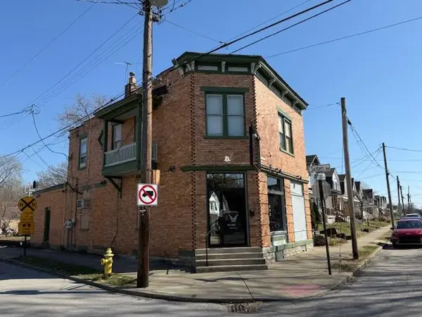 3702 Huntington Avenue, Latonia, KY 41015