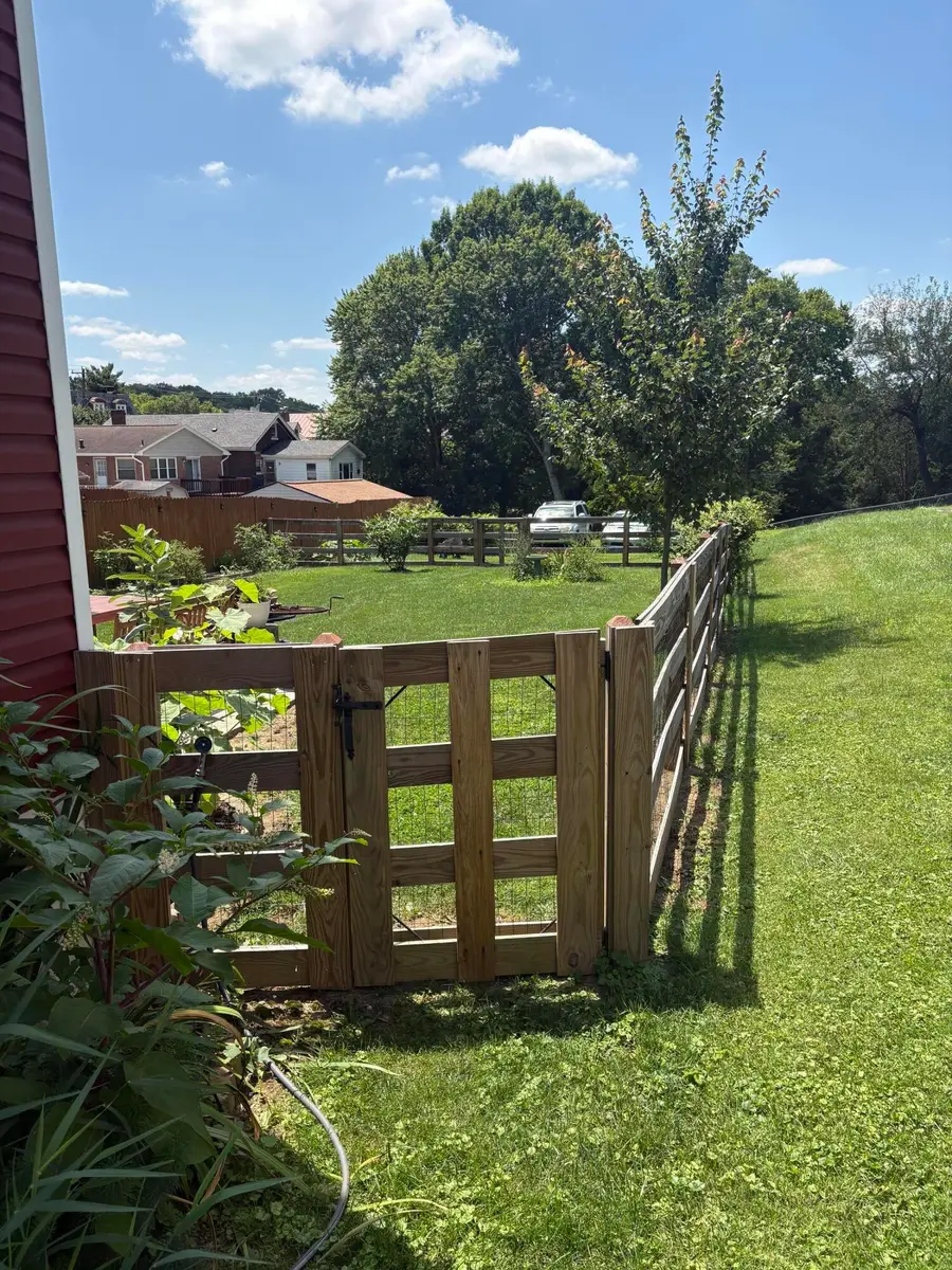 102 W Walnut Street, Southgate, KY 41071 - #3
