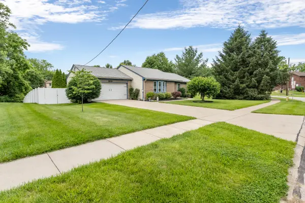 303 Center Park Drive, Florence, KY 41042