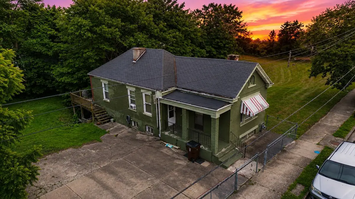 319 Pleasant Street, Covington, KY 41011 - #1