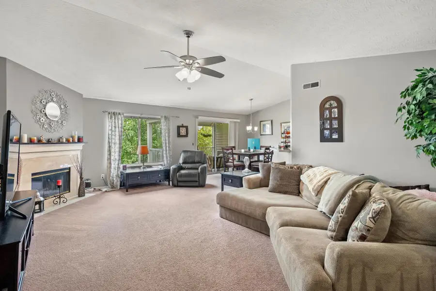 301 Spyglass Court #302, Wilder, KY 41076 - #2