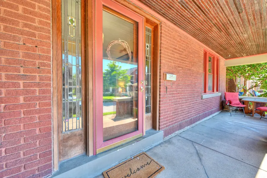 608 E 21st Street, Covington, KY 41014 - #3