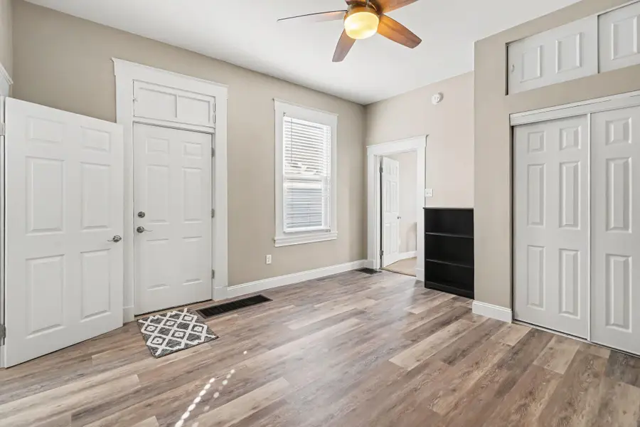 704 W 35th Street W, Covington, KY 41015 - #2