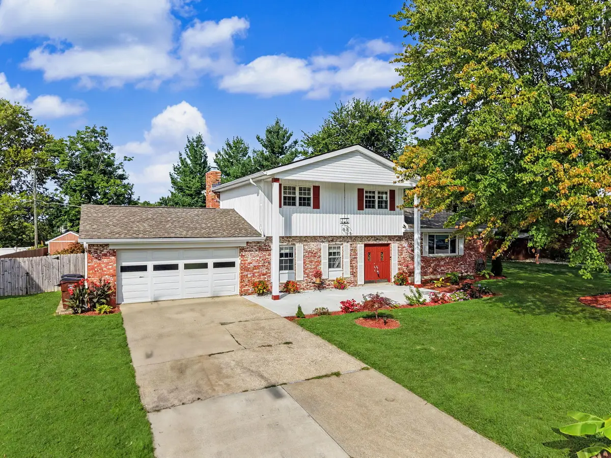 138 W Dilcrest Circle, Florence, KY 41042 - #1