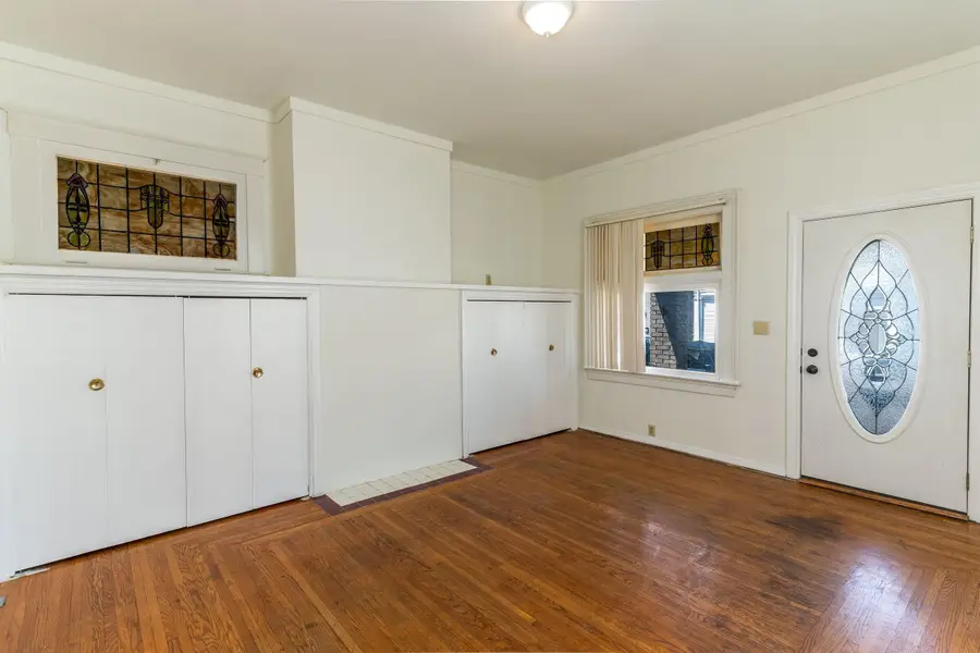 326 W 11th Street, Newport, KY 41071 - #2