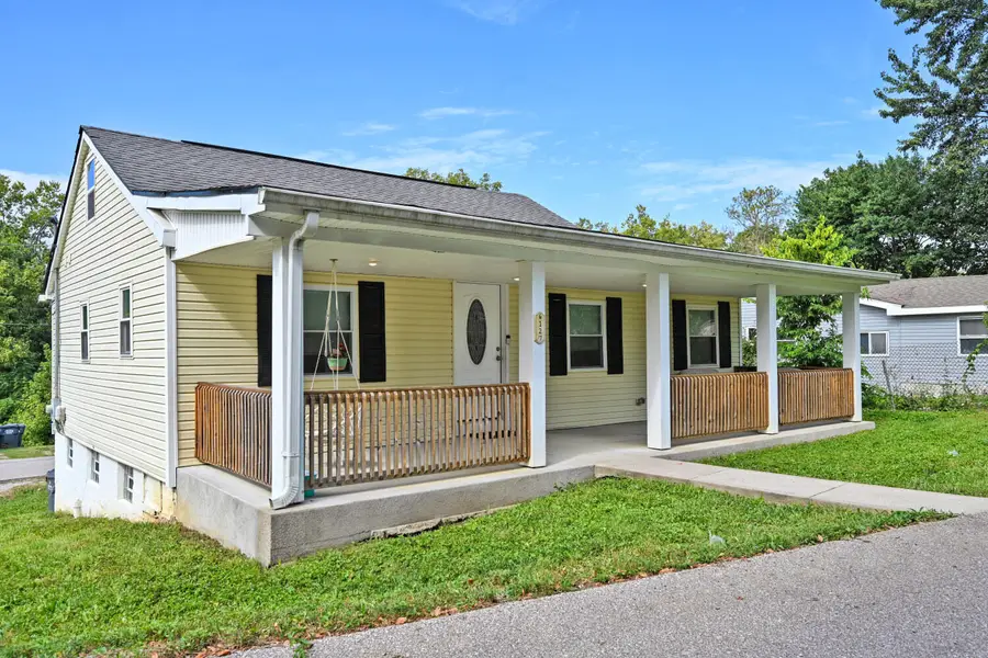 6127 Locust Road, Covington, KY 41015 - #3